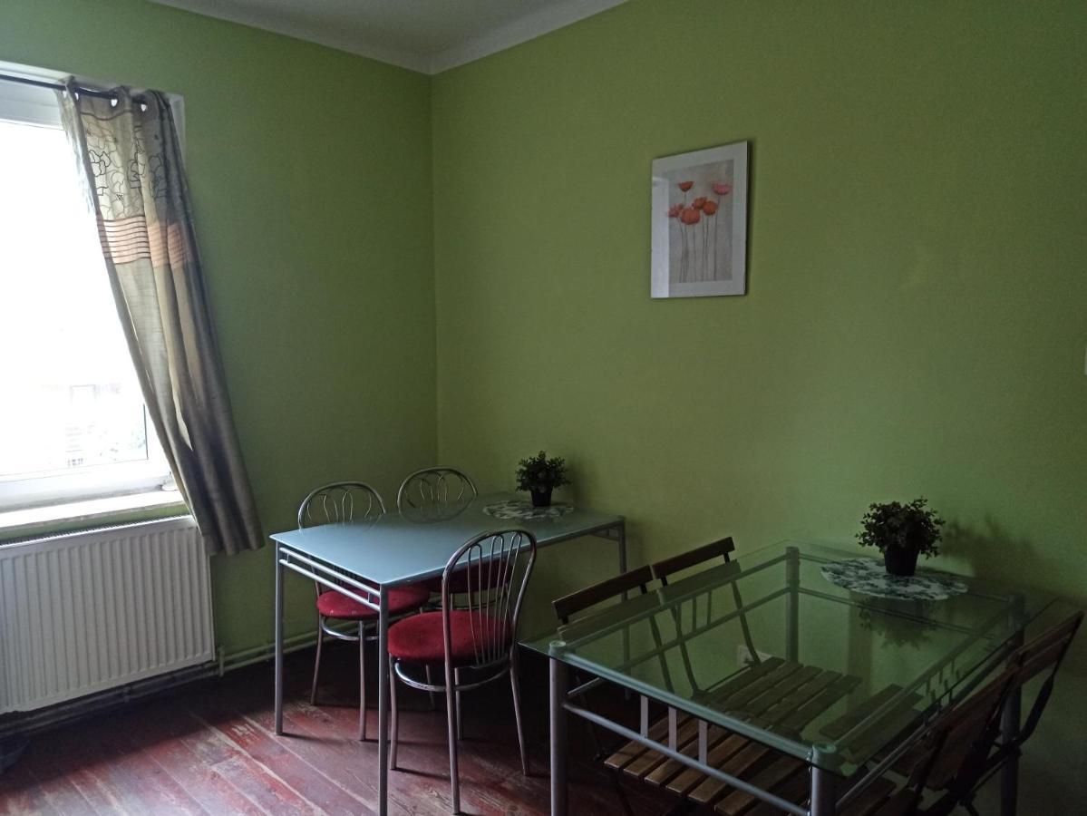 Willa Retro Hostel Krasków Eksteriør bilde