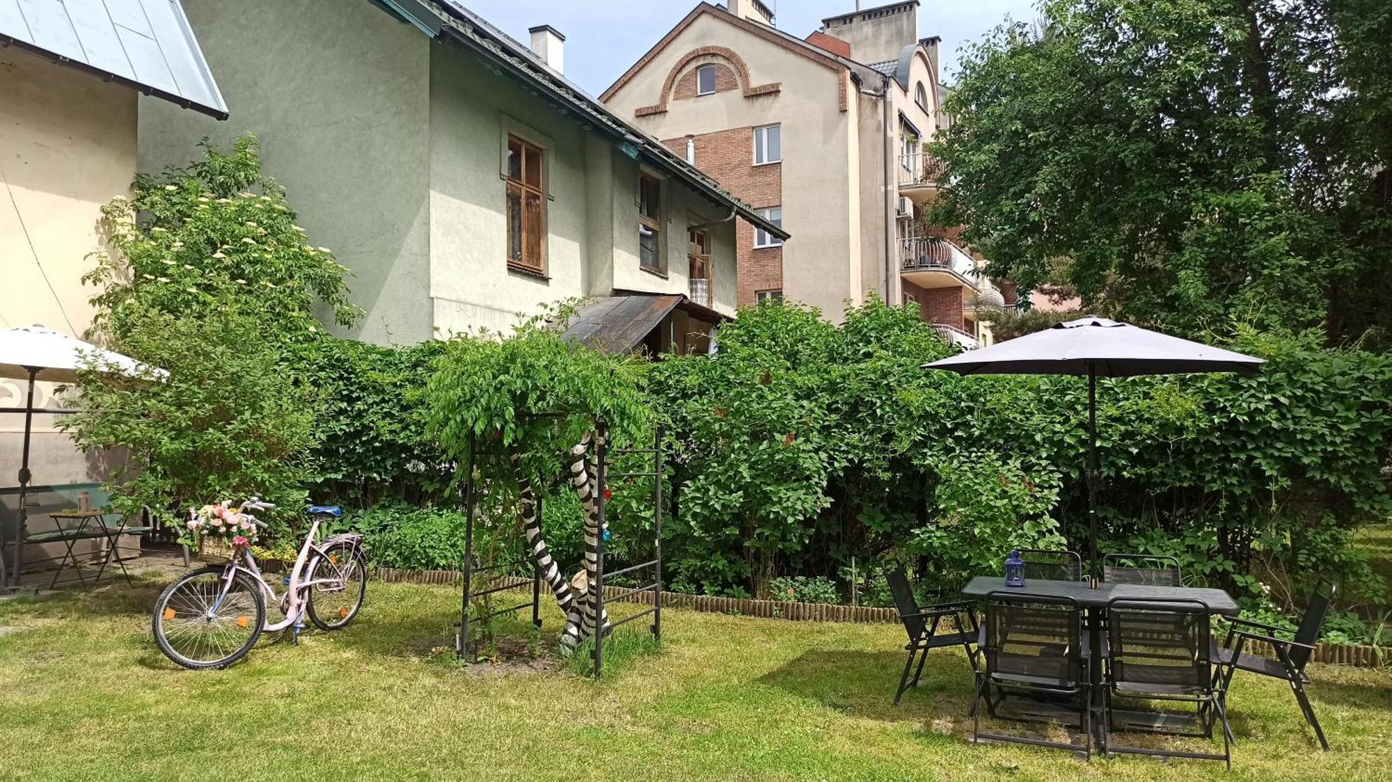 Willa Retro Hostel Krasków Eksteriør bilde